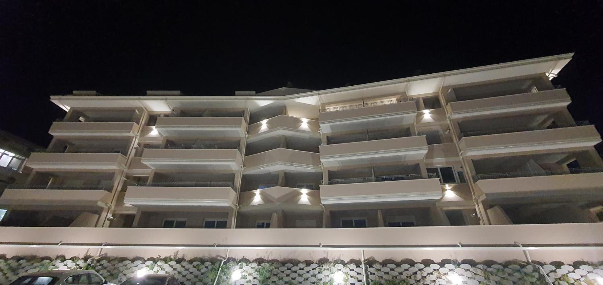 Middle Town Palace Tropea Luaran gambar