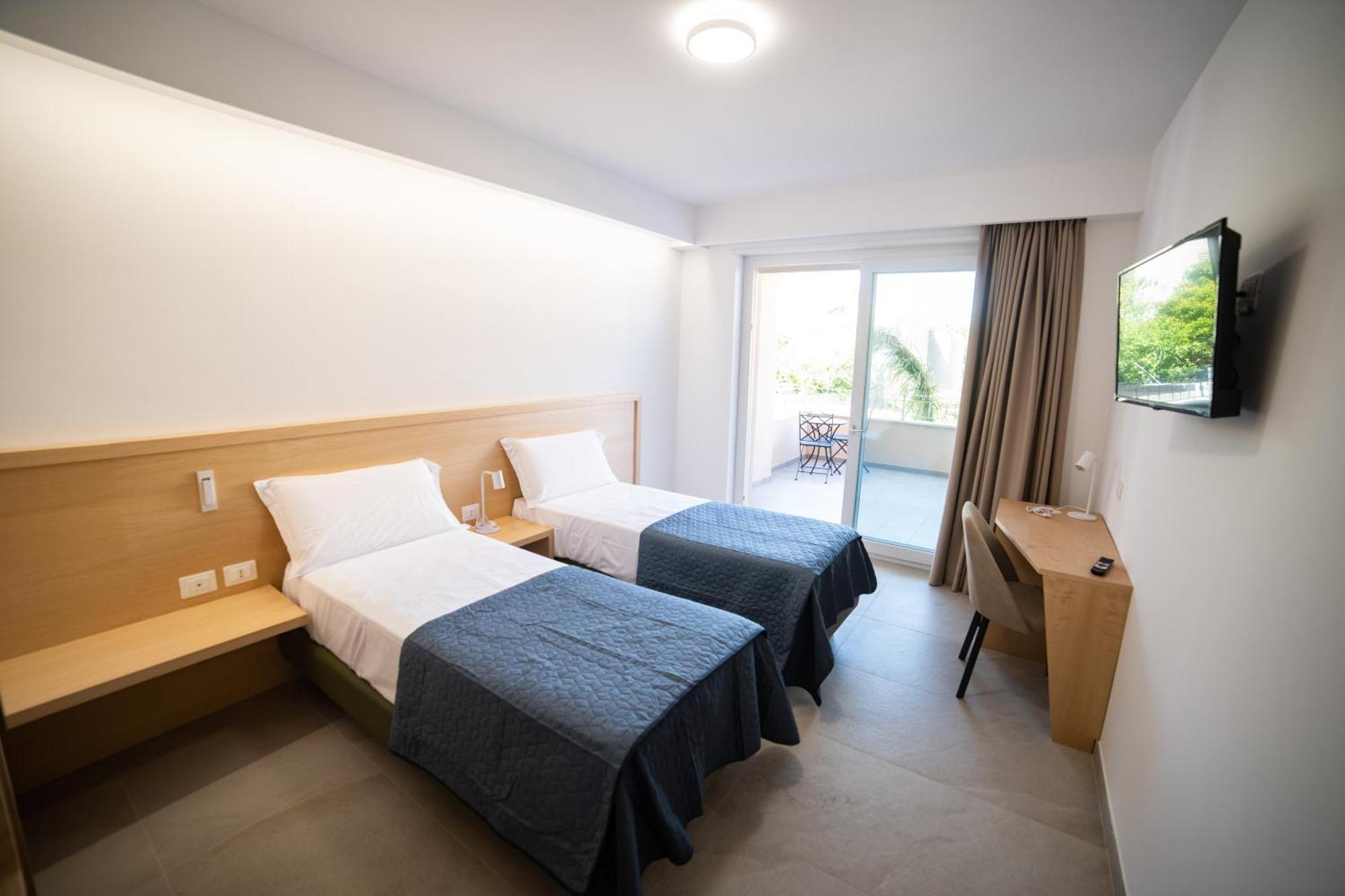 Middle Town Palace Tropea Luaran gambar
